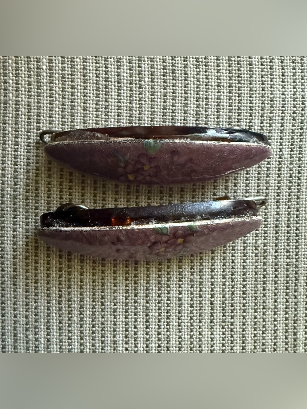 2 Guilloché Enamel vintage Pastel Purplish Pink Floral Hair Barrettes on acrylic - Picture 5 of 7
